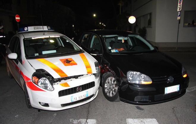 Incidente alla macchina dei vigili 
