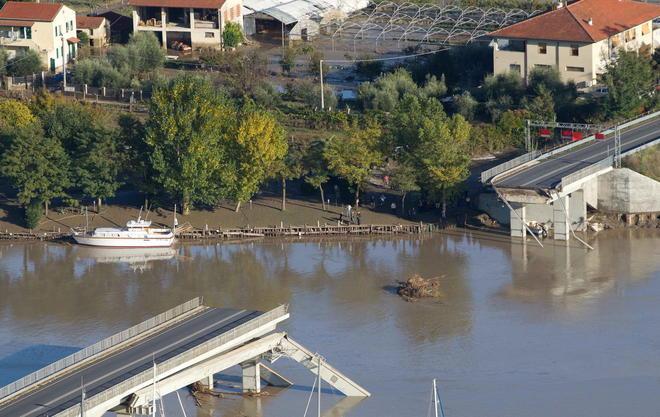 Inutilizzabili i piloni del ponte Colombiera 