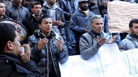 Tunisino ucciso, caccia al quarto uomo