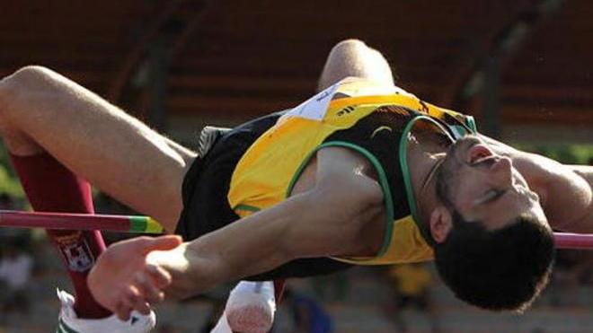 Andrea Lemmi vola nell’alto a 2,21: chi ben comincia....