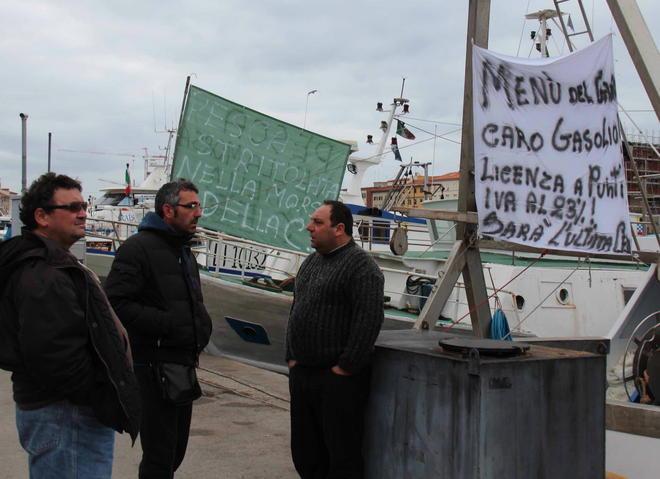 I pescatori in rivolta contro caro-gasolio e licenze a punti 