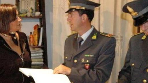 Uno su due senza scontrino dal negozio