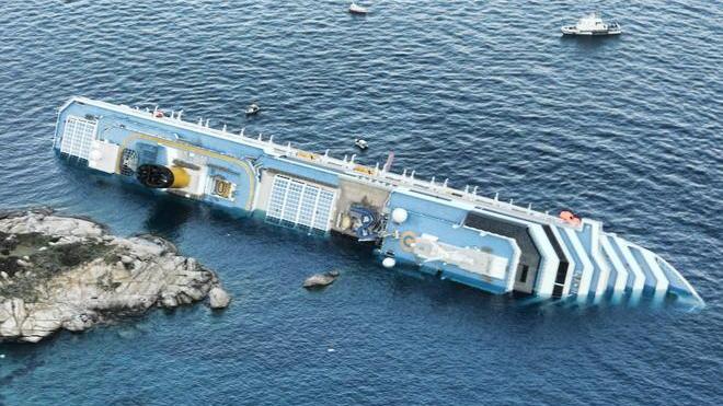 Ferrarini: «Il comandante Schettino voleva dare la colpa a un black-out»