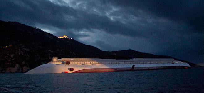  Schettino, 10 telefonate prima di dire la verità Identificati i cadaveri di tre passeggeri tedeschi 