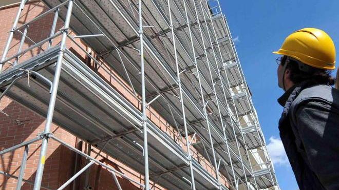 Non si costruisce, Comuni in crisi