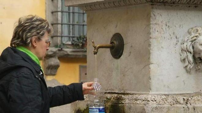 Riaperte le fontane e l’acqua è davvero doc