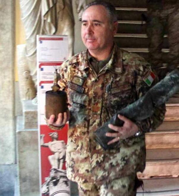 Ordigni trovati all’Anpi: «Ma la mostra era sicura» 