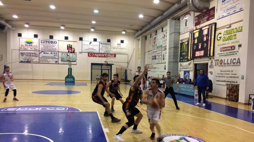 Con le lacrime di Biancani Cecina dice addio alla B