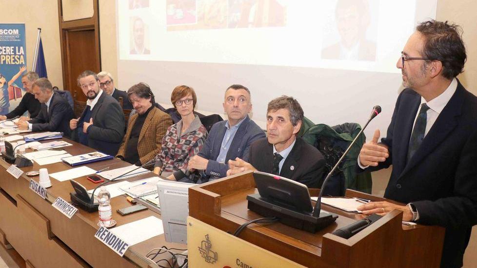Botta e risposta sul commercio