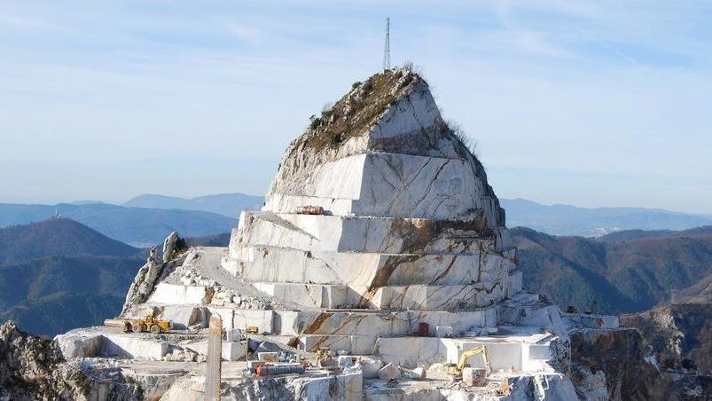 Bettogli, presentato il nuovo progetto: lo “zuccotto” è salvo, l’escavazione pure