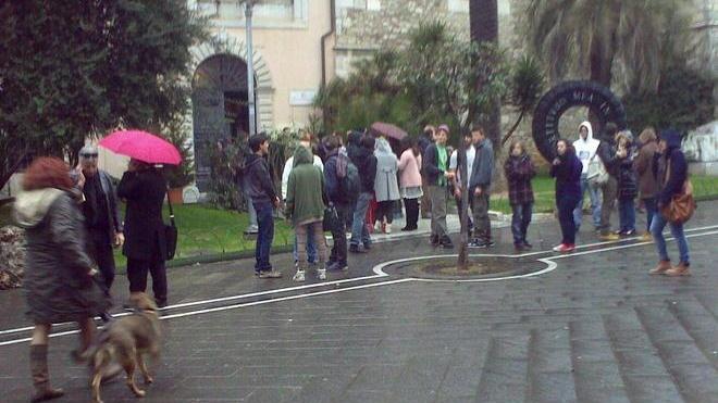 Chiuse oggi tutte le scuole per i controlli tecnici