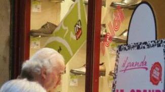 Il centro storico si trasforma in outlet e offre supersconti