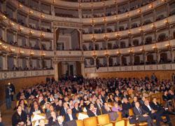 Che belle quelle voci giovani per “L’Opera da tre soldi” 