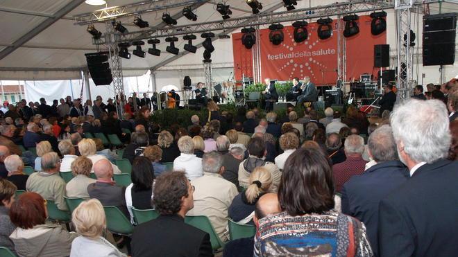 Il Festival della salute va a Pietrasanta