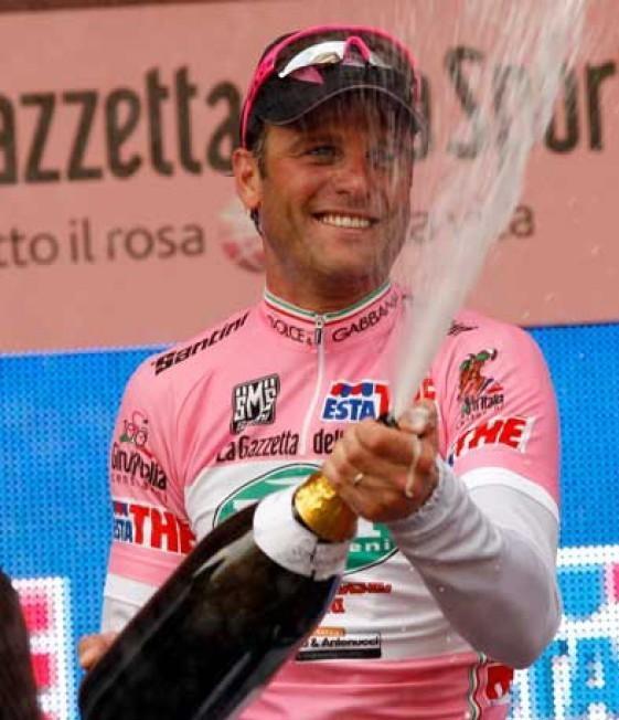 Ale-Jet, dalle due ruote al microfono: Petacchi torna al Giro da telecronista Rai 