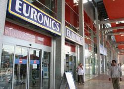 Euronics cerca giovani laureati 