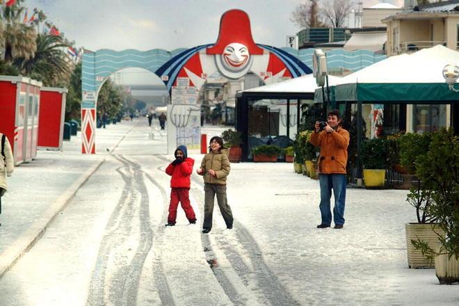 Maltempo, scuole chiuse in Versilia 