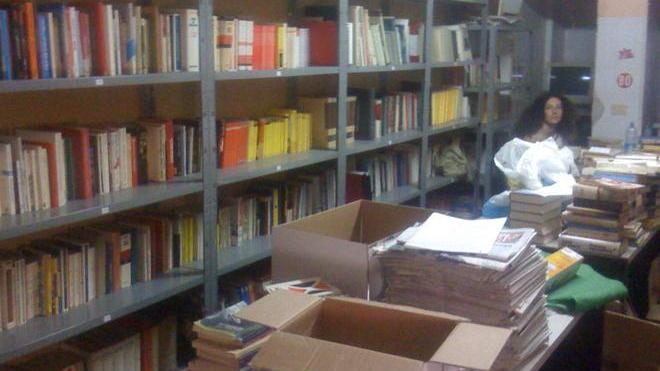 A rischio una biblioteca con diecimila volumi