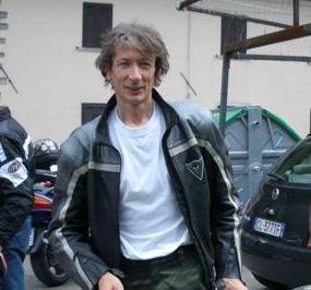 Rinviati i funerali del motociclista 