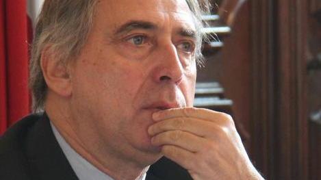 La maggioranza va avanti per inerzia