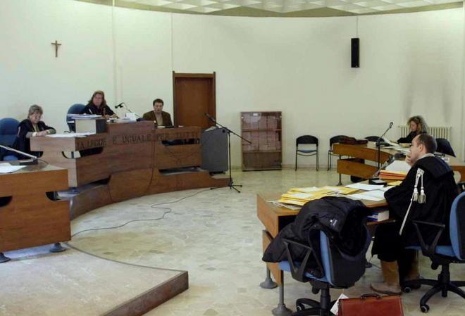 Le forze politiche contro la chiusura degli uffici giudiziari 