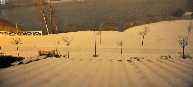La Toscana si sveglia sotto la neve viabilità in tilt, treni nel caos - Cronaca 