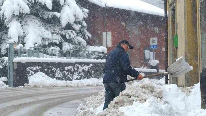 Arriva la neve, i banchi restano vuoti