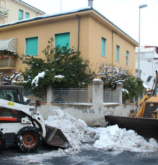 Servizi sanitari a ritmo ridotto 
