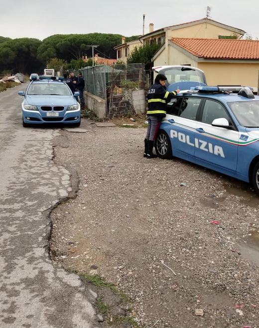 Nomade del campo rom minacciato dopo un furto chiede aiuto alla polizia