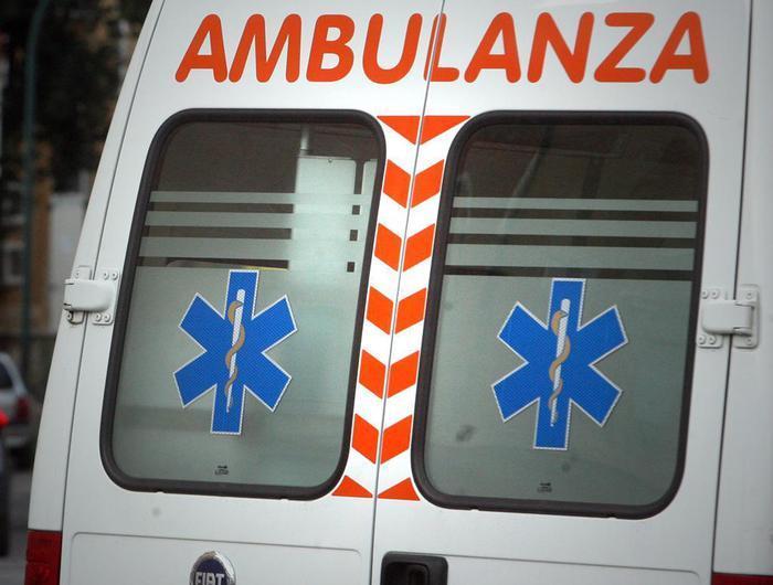 Tamponamento a Migliarino, ferito il conducente di un furgone 