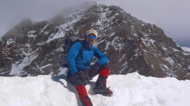 L’alpinista Bergamini scala due montagne dell’Himalaya in Nepal