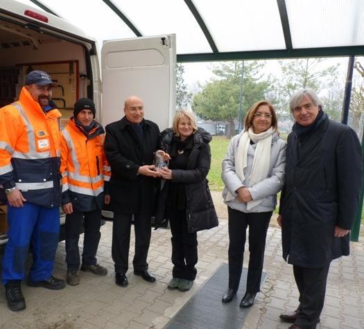 Gaia dona 200 brocche agli alunni 