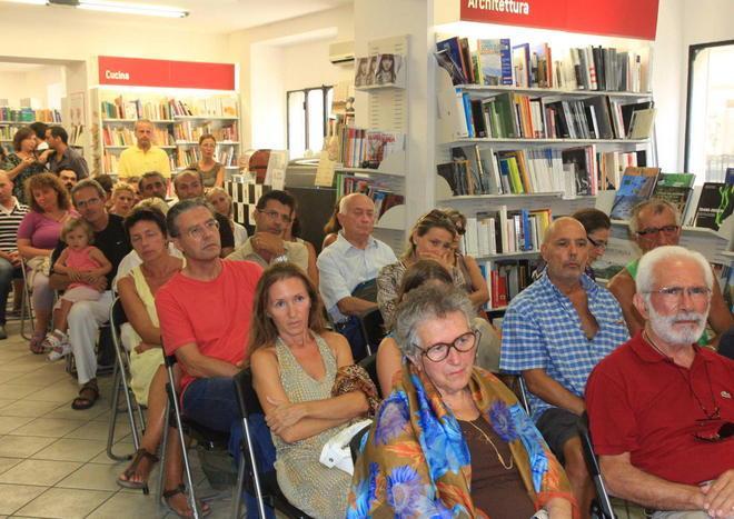 Incontri e dibattiti in libreria la cultura vive