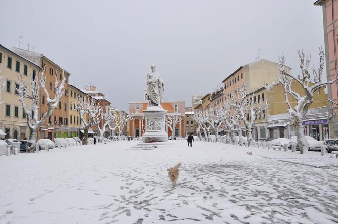 Ancora ghiaccio sulle strade toscane Migliora la situazione dell’elettricità 