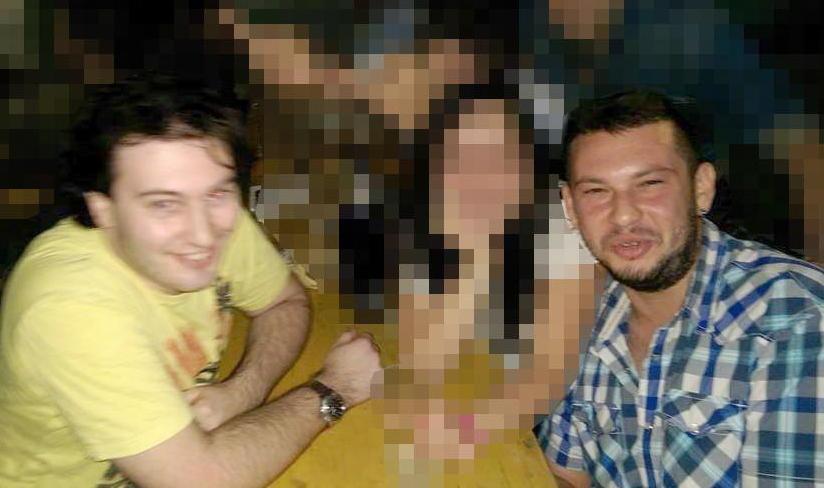 A sinistra Danny Scotto in compagnia dell’amico e compagno di scuola Giuseppe Marchesano che poi ha ucciso a colpi di pistola nella sua casa a Casteldelbosco
