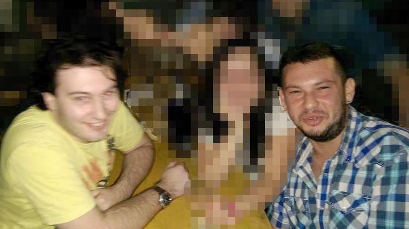 A sinistra Danny Scotto in compagnia dell’amico e compagno di scuola Giuseppe Marchesano che poi ha ucciso a colpi di pistola nella sua casa a Casteldelbosco