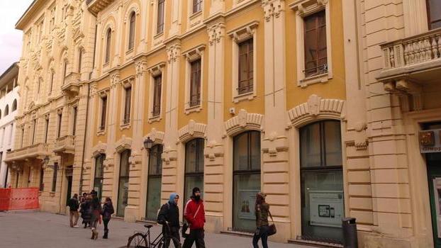 H&M apre anche a Pisa: 50 assunzioni