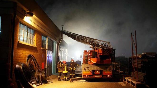 Incendio nella notte al Terrafino