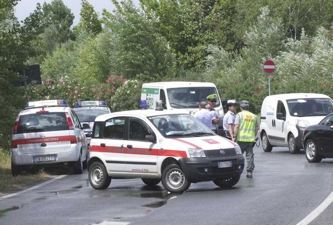 Prende a picconate una cabina dell’Enel a Riglione 