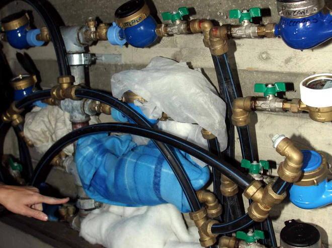 Contatori ghiacciati: famiglie senz’acqua 