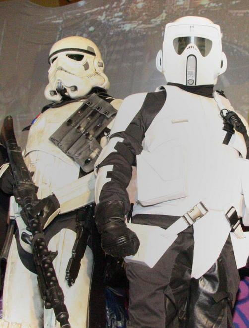 I personaggi di Star Wars sfilano fra le maschere 