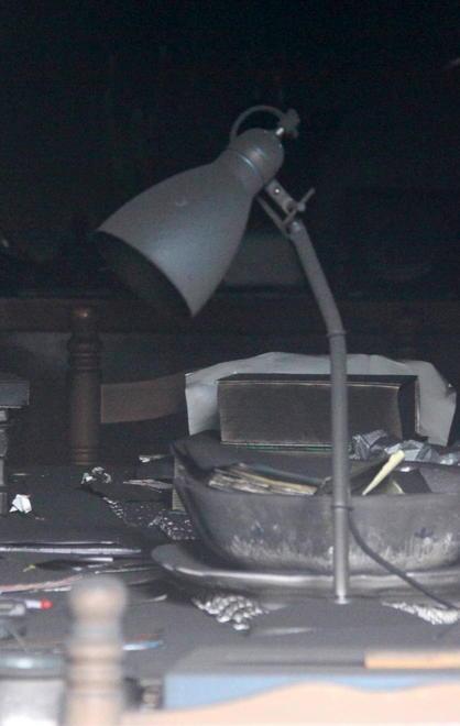 Incendio in casa, muore asfissiato 