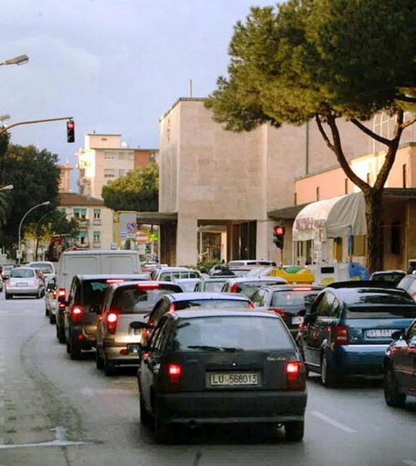 Ristoranti in fuga da Piazza Dante 