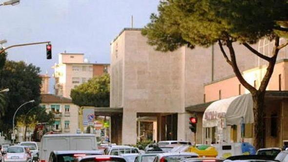 Ristoranti in fuga da Piazza Dante