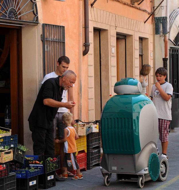 Arriva il robot colf una mano d’acciaio per anziani e disabili 