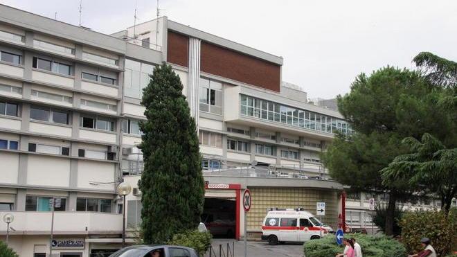 Protesi al cobalto, allarme per 800 toscani