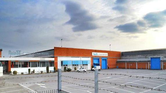 Presidio degli operai all’incontro tra Rsa, sindacati e Prato Tnt