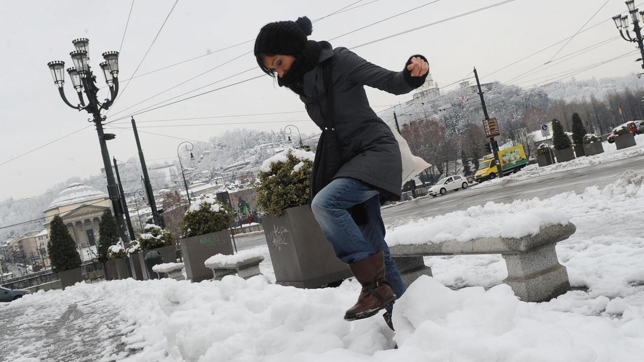 Allerta per la neve bis: fiocchi, poi tormenta