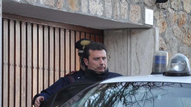 Ritardi e indecisione: un filmato sulla plancia inchioda Schettino