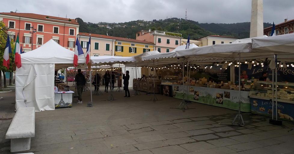 Mercatino regionale francese
